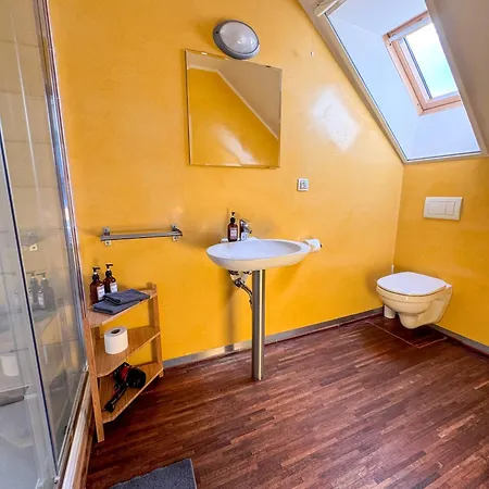 Sebastian A Vinny Bar Proste Sklep 3*