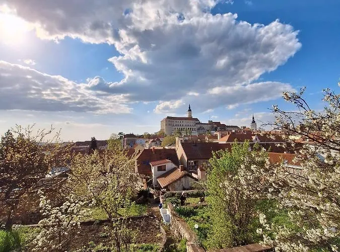 Sebastian A Vinny Bar Proste Sklep 3* Mikulov