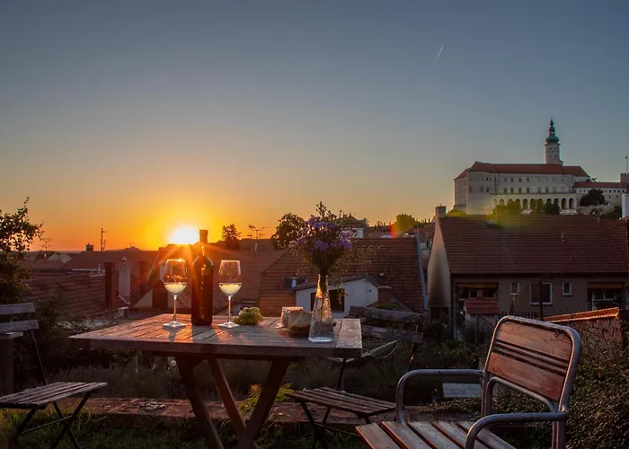 Sebastian A Vinny Bar Proste Sklep Guest house