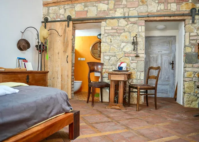 Guest house Sebastian A Vinny Bar Proste Sklep Mikulov